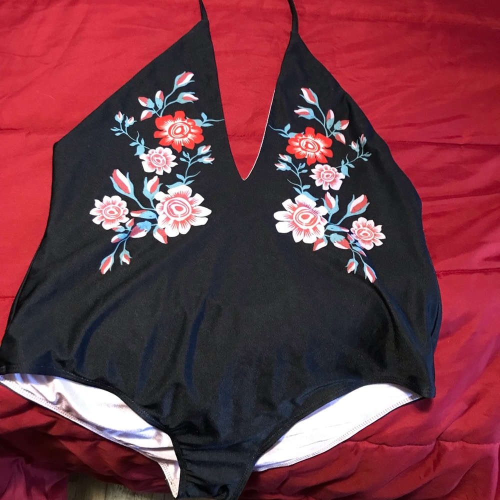 XL floral bathing suit